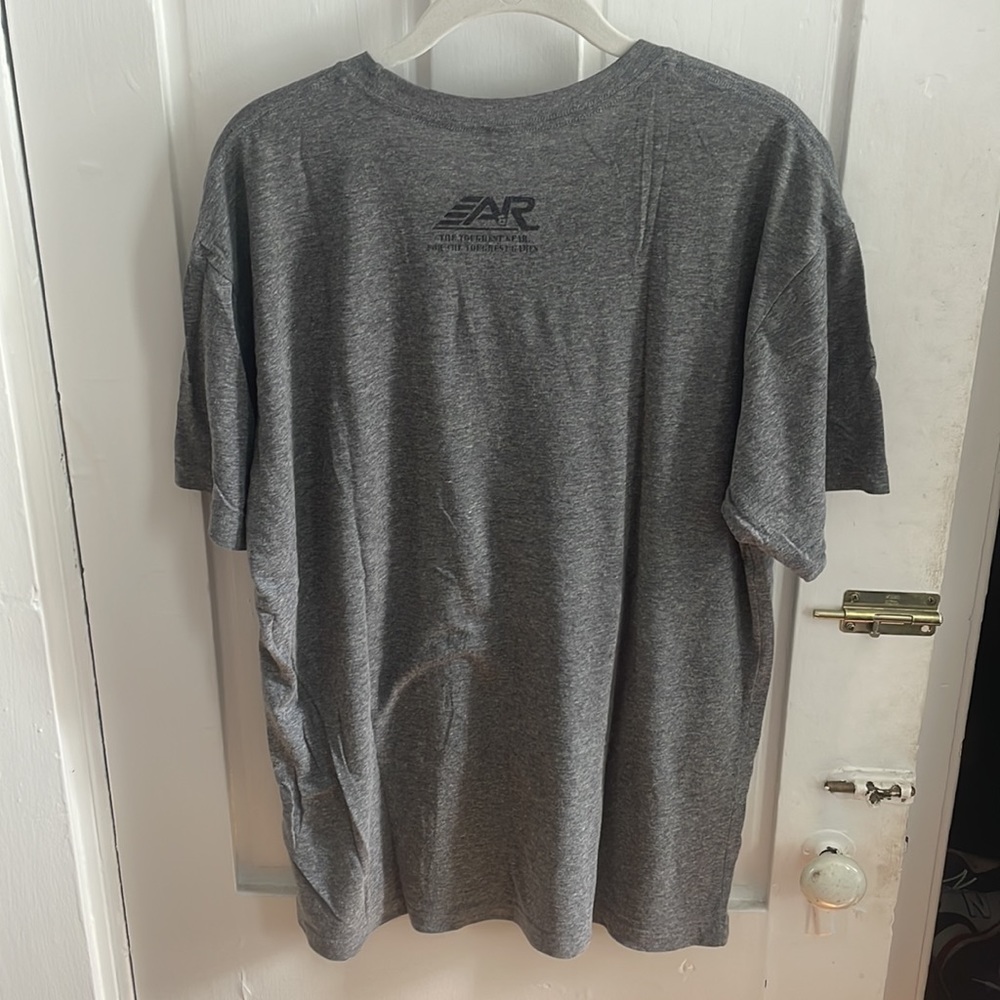 Gray A&R Performance T-Shirt - Picture 3 of 3